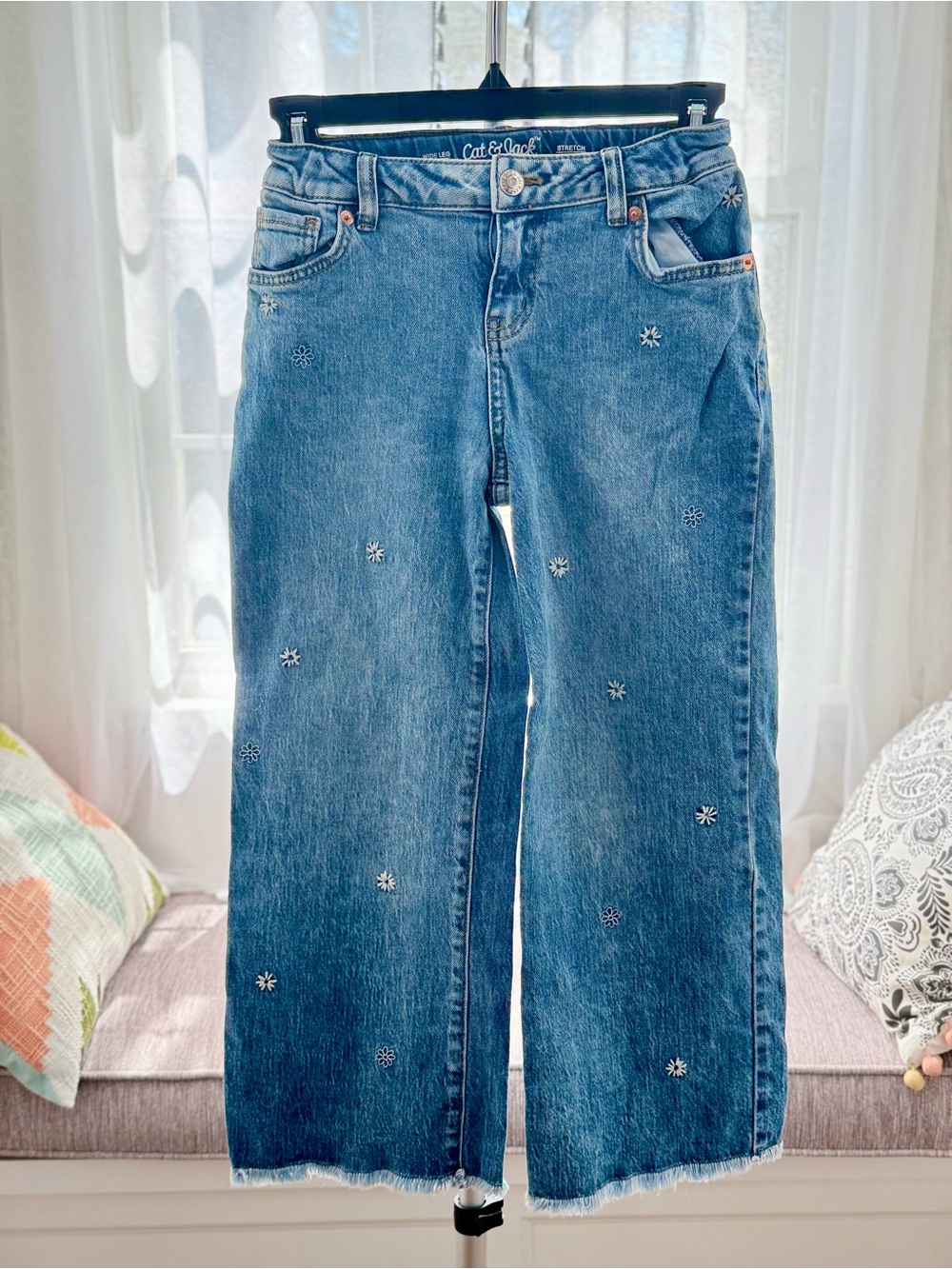Cat & Jack Girl’s Embroidered Wide Leg Jeans - Blue - Size 8